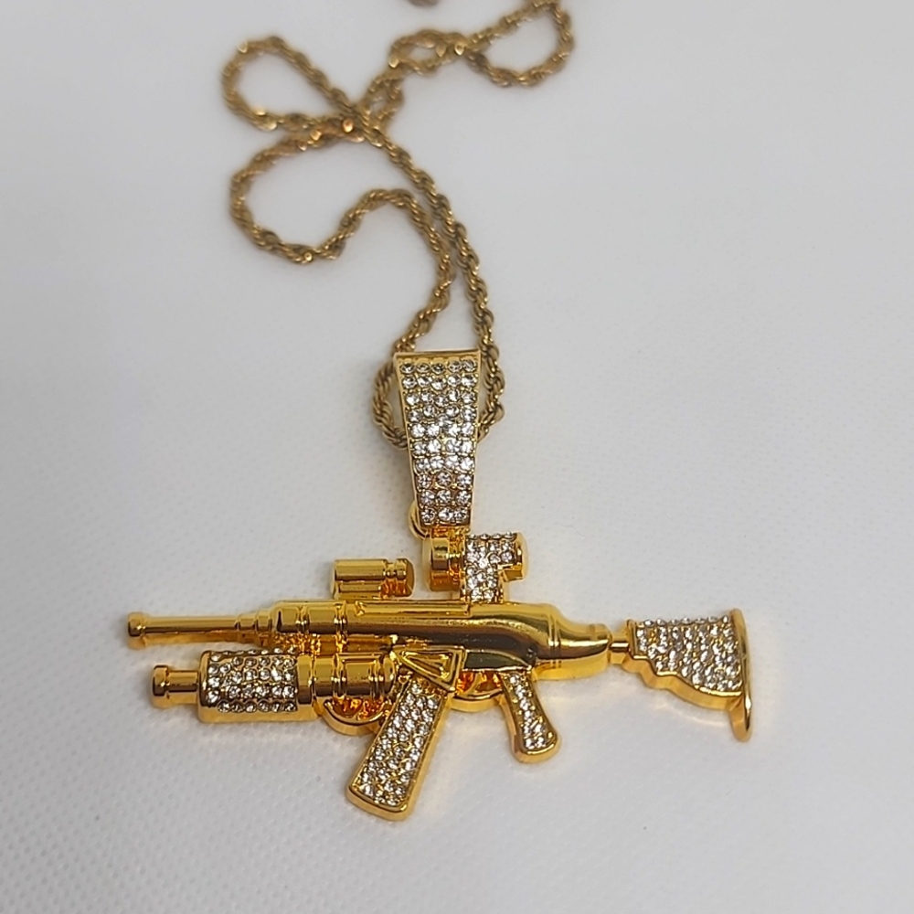 Gold Gun Necklace 🔫
